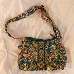 vera bradley green & blue paisley purse
